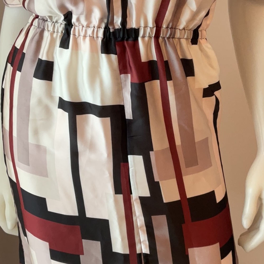 Ellen Tracy Abstract Satin Dress - Picture 8 of 12